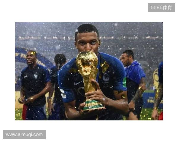 懂球帝2025年10月足坛MVP：姆巴佩蝉联！